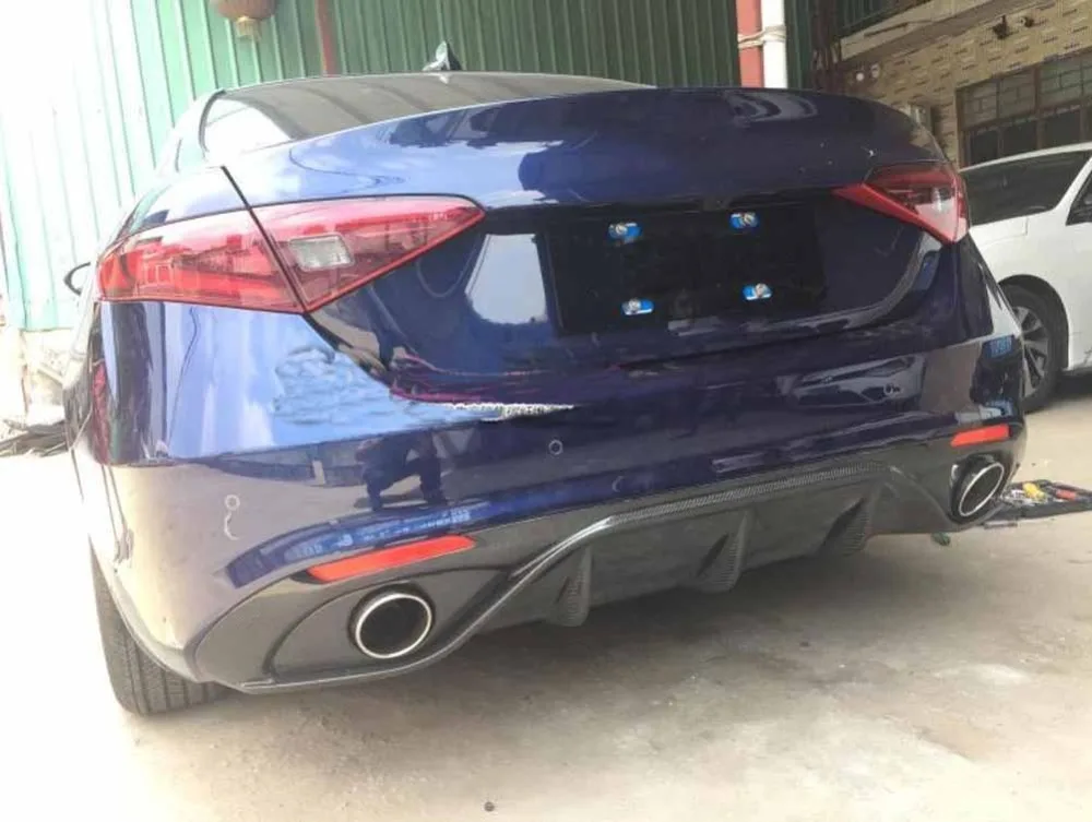 Диффузор для заднего бампера из углеродного волокна спойлер Alfa Romeo Giulia 2017 2018