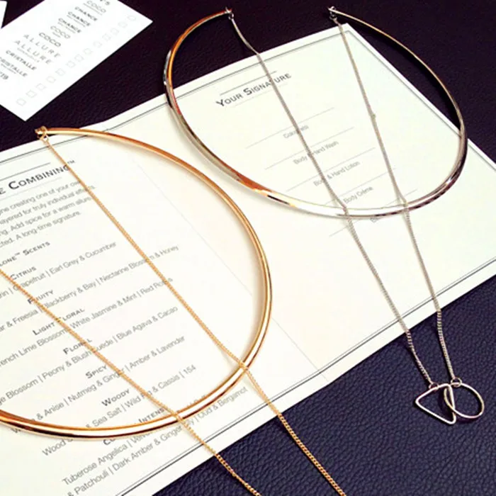 Женское колье-чокер с эмалью Золотистое Ожерелье большим кольцом треугольные