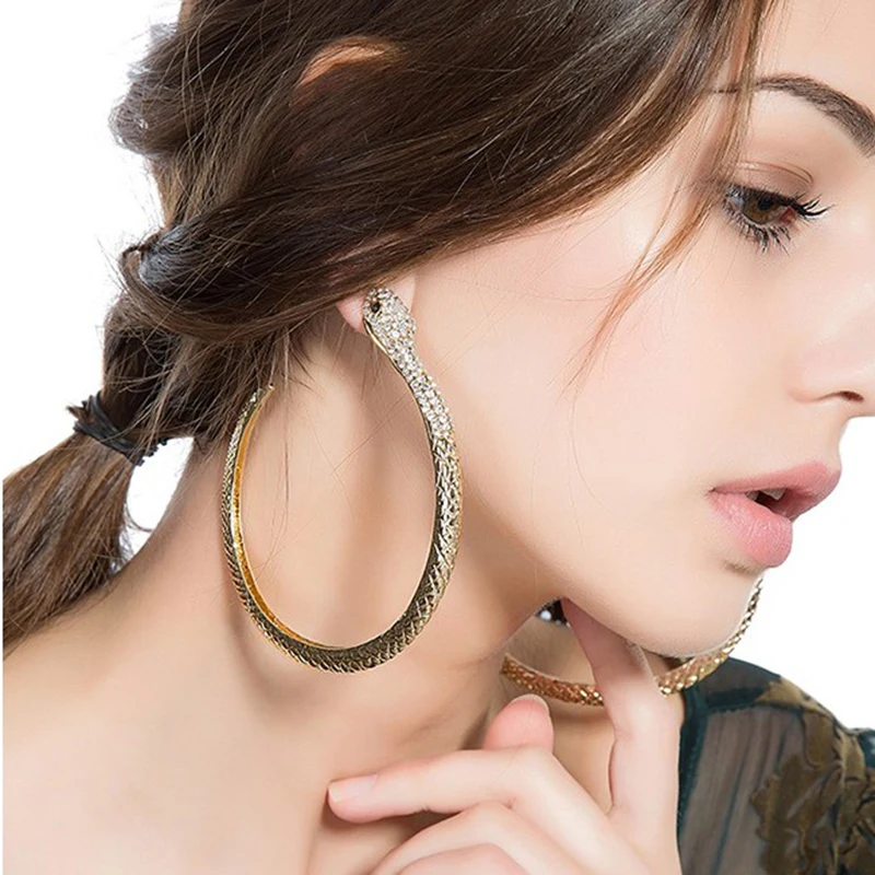 2017 Европейская и американская мода новые золотые серьги в виде змеи