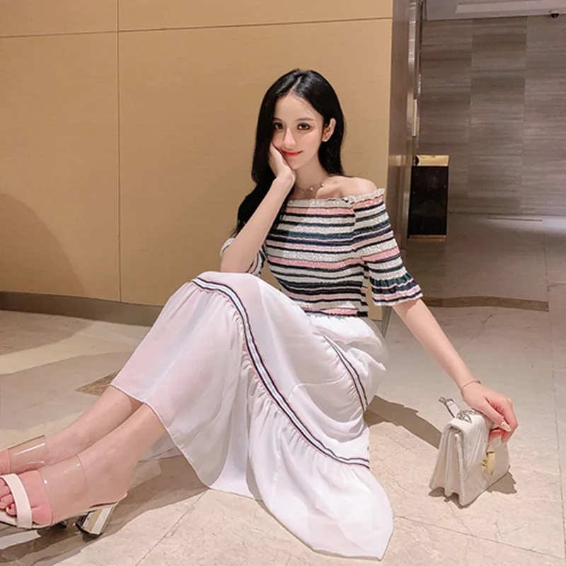 Шифоновое Вечерние с полосками в виде деревянных ушей и рукавами листьев