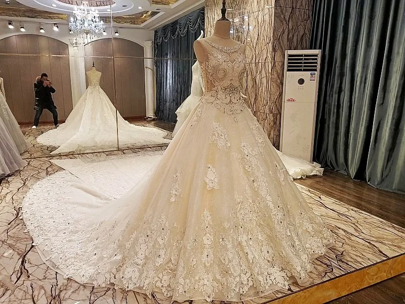 Vestido De Noiva Extreme Роскошные Винтаж без рукавов Тюль свадебное платье белый алмаз Цветы Большой поезд невесты