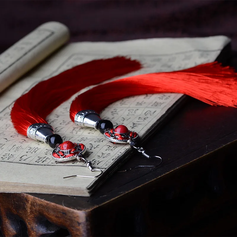 Преувеличенные женские этнические Винтажные серьги длинные с бахромой красные