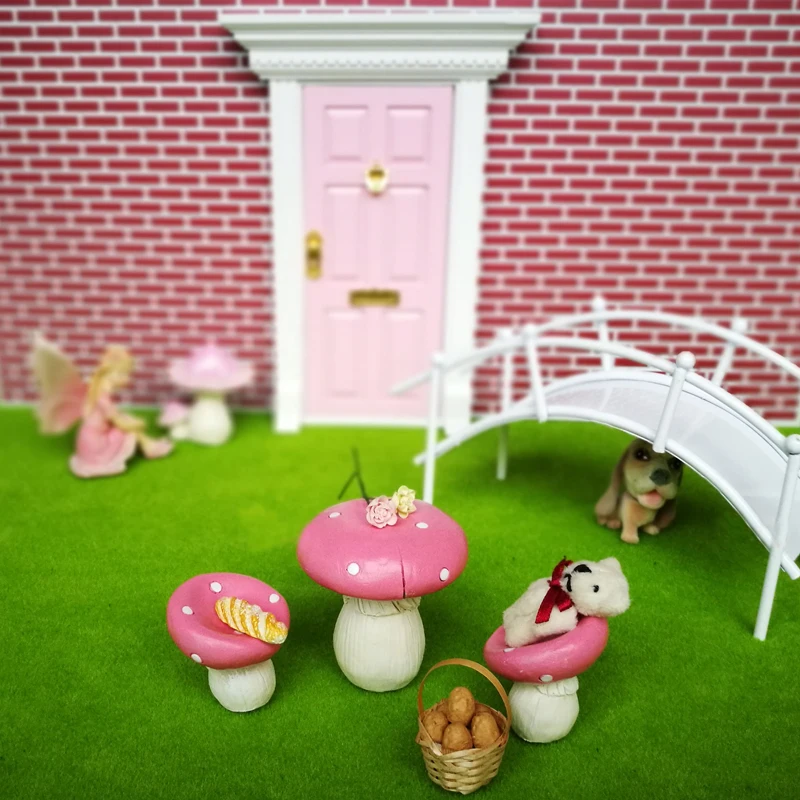 

G07-X347 children baby gift Toy 1:12 Dollhouse mini Furniture Miniature rement resin Mushroom table + stool 3pcs/set