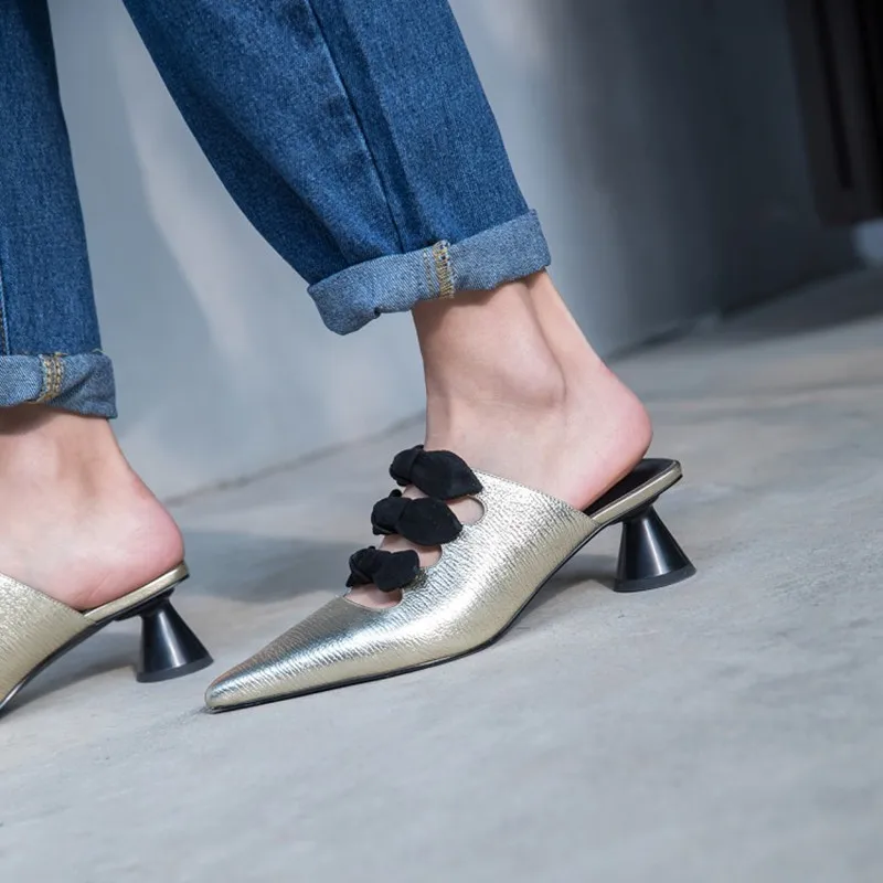 Европейский дизайн женские летние шлепанцы цвет белый золотистый вечерние туфли