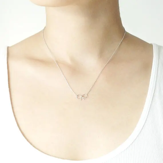 Ожерелье с подвеской бантом чокер ручной работы для подружки невесты свадебные