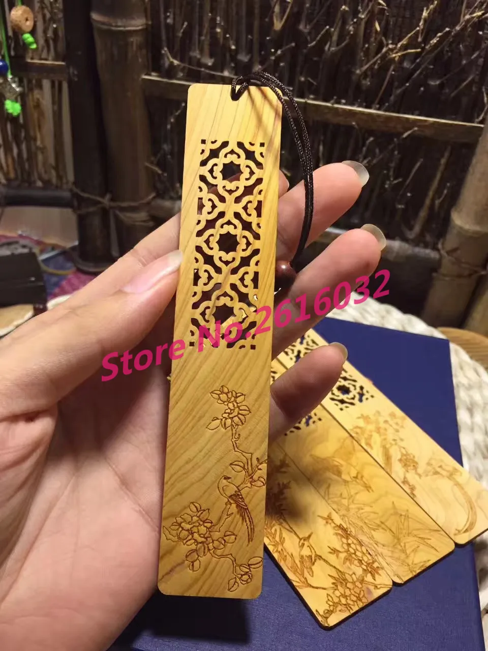 Wood engraving bookmarks birds flowers grass thin slices of wood desktop home decorations ornaments. | Дом и сад