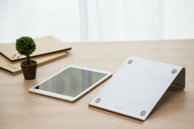 Алюминиевая Подставка для ноутбука Macbook и других ноутбуков iPad Pro Surface планшетов