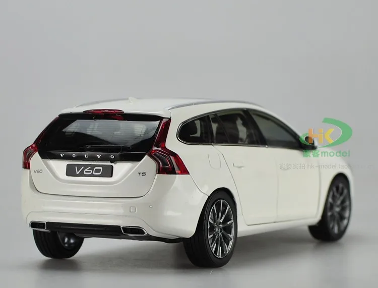 1/18 Volvo V60 T5 универсал сплава литья под давлением модель автомобиля SUV игрушки для детей рождественские подарки коллекция Оригинальная коробка