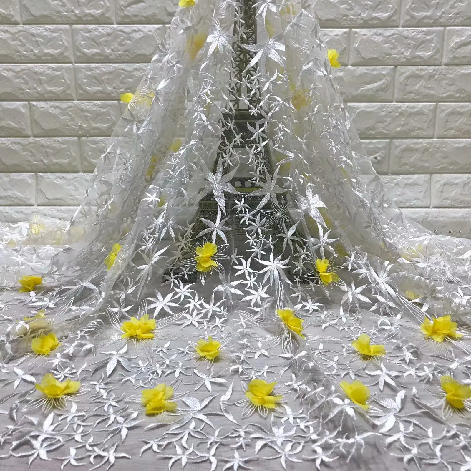 Красивые белые французские кружевные ткани новейшего дизайна 3d красные цветы чистая кружевная ткань для свадьбы 5 ярдов нигерийское кружево ML5N583