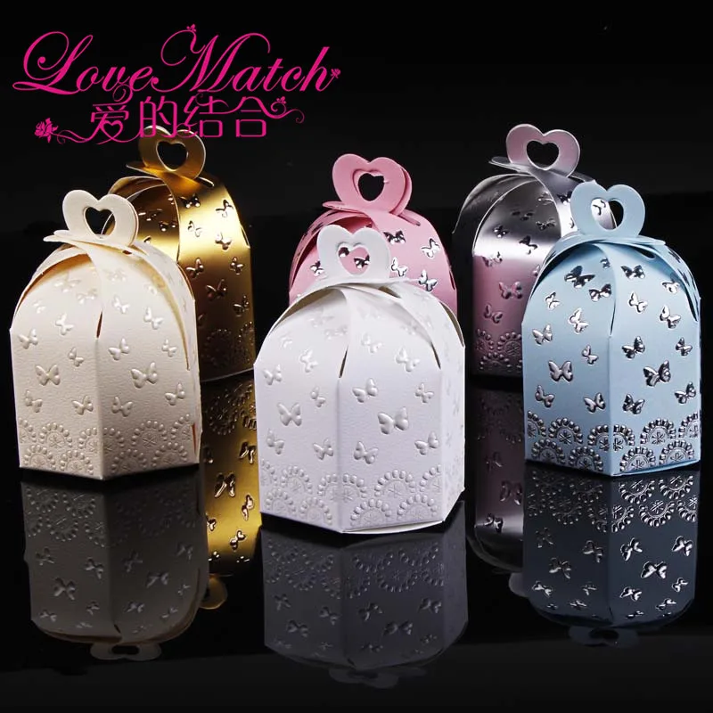 Подарочная коробка с бабочкой и сердечком 25 шт. упаковочная для шоколада