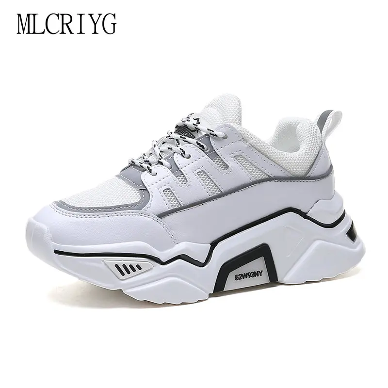 2020 г. новая обувь в стиле робота женская на плоской подошве летние женские