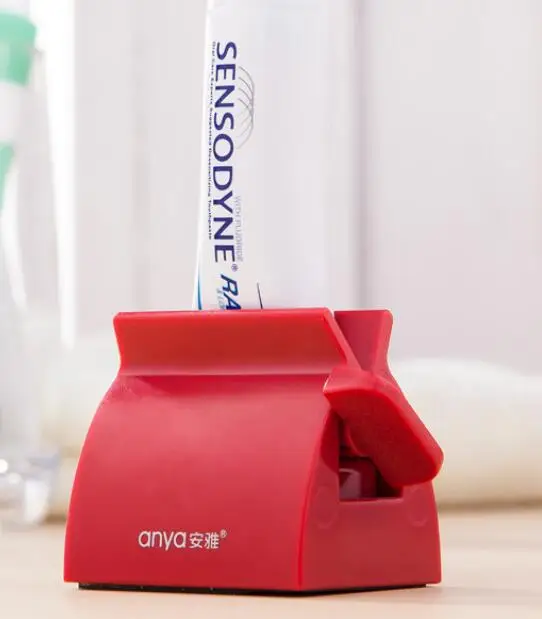 red Toothpaste Device Multifunctional Toothpaste Dispenser Facial Cleanser Squeezer Clips Manual Lazy Toothpaste Tube Squeezer Press - Цвет: red