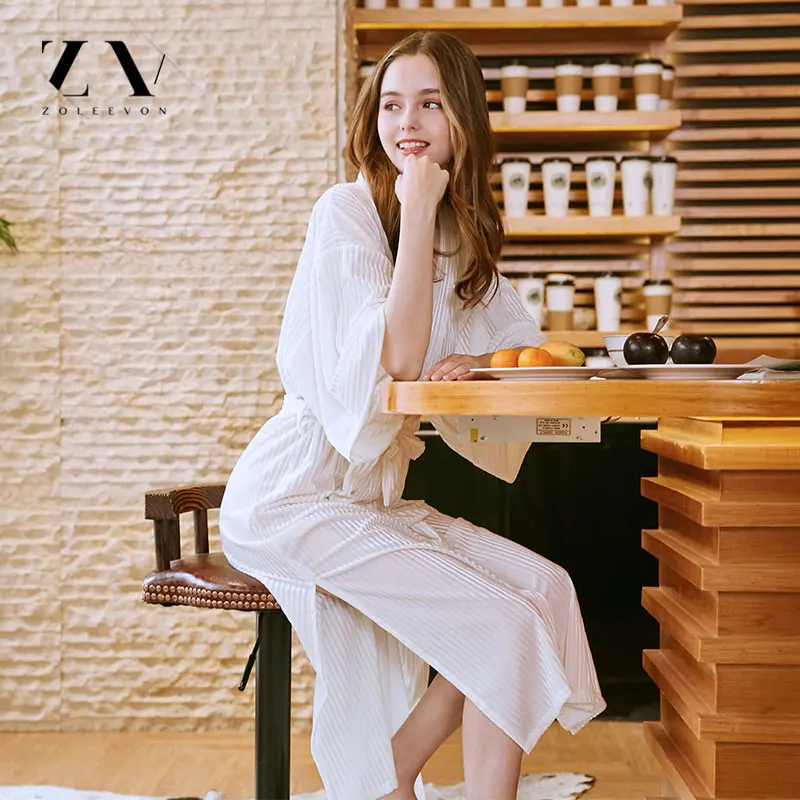 white 900 Золотой бархатный халат, длинный женский домашний костюм, женское велюровое белье длиной до лодыжки, тонкий женский халат - Цвет: white 900