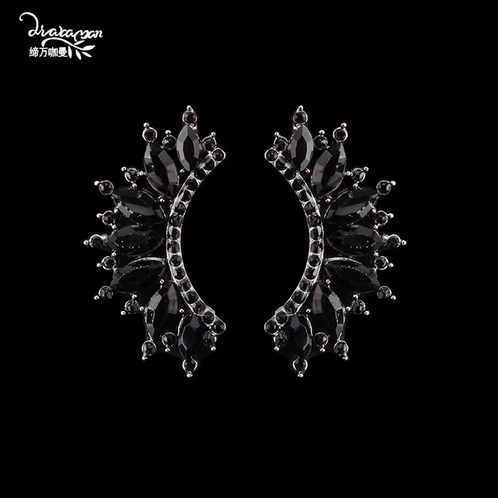 black Бренд Dvacaman, дизайн, новые женские серьги-гвоздики, нигерийские Свадебные хрустальные трендовые серьги, аксессуары для ушей, массивные ювелирные изделия AK44 - Окраска металла: black