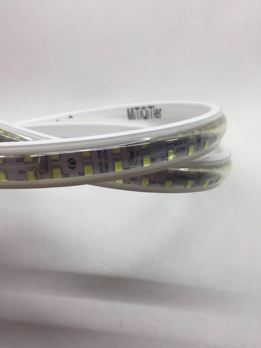 MiTiQiTler Водонепроницаемый светодиодный светильник IP 65 SMD2835 220 В 180 светодиодов/м инженерный светильник, туннельный светильник, домашний садовый светильник