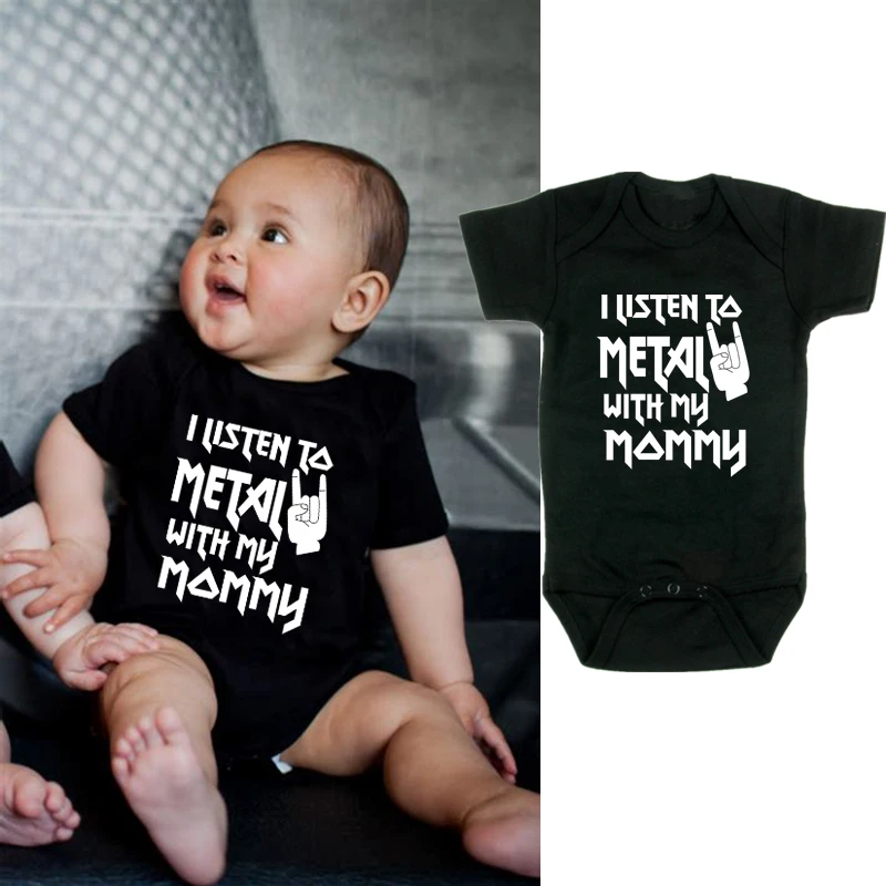 Детский комбинезон с коротким рукавом DERMSPE черный треугольным вырезом для