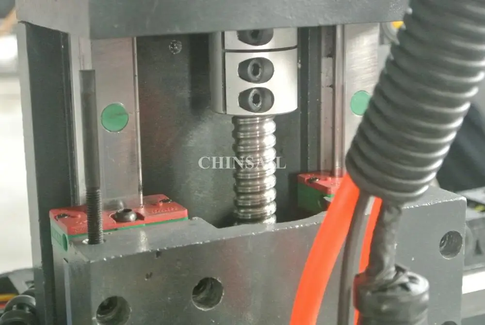 Малый размер 6090 1 5 кВт Водяное охлаждение шпинделя камень cnc маршрутизатор/ЧПУ
