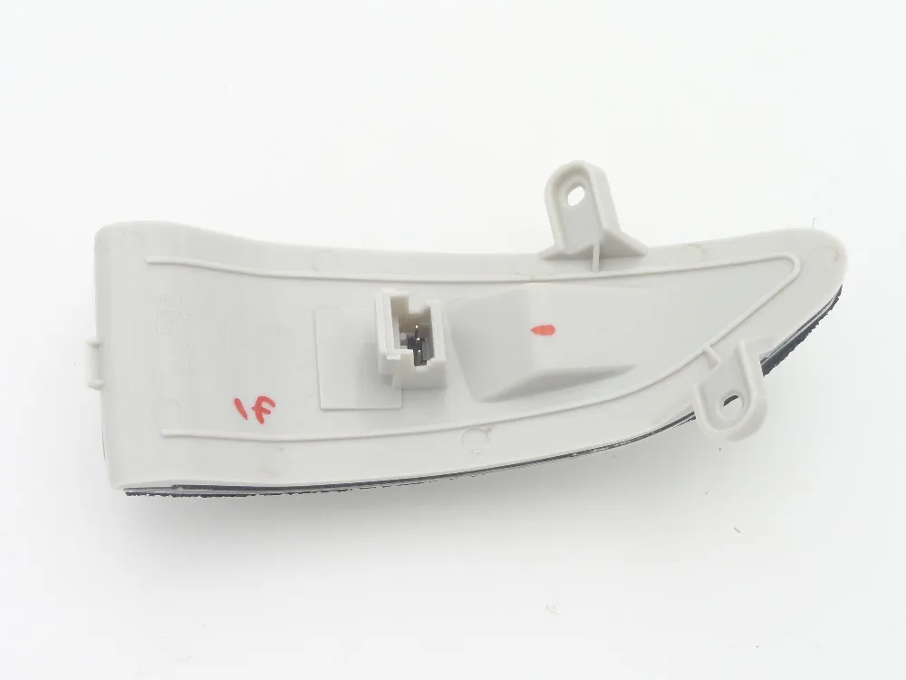 

1 Pcs Left Rearview Mirror Indicator Car Turn Signal Lights Lamp For Nissan Sentra 2013-2016