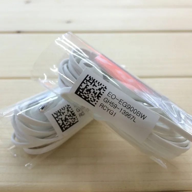 Наушники вкладыши с разъемом 3 5 мм и микрофоном регулятором громкости