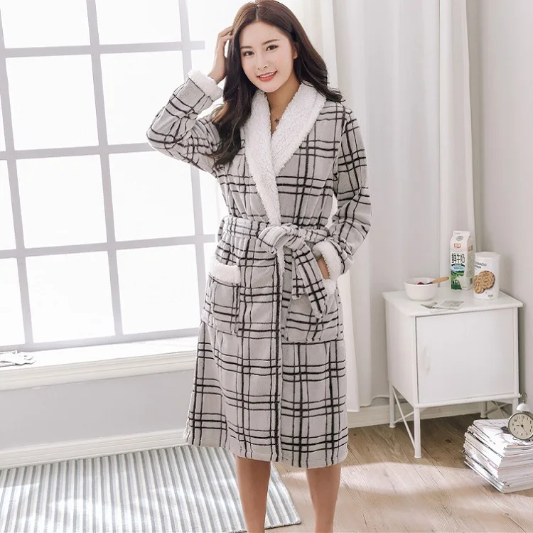 Female Robe Мужской теплый халат, утолщенный коралловый фланелевый банный халат, женский осенне-зимний Повседневный халат, длинные халаты с отложным воротником, ночные халаты в клетку - Цвет: Female Robe