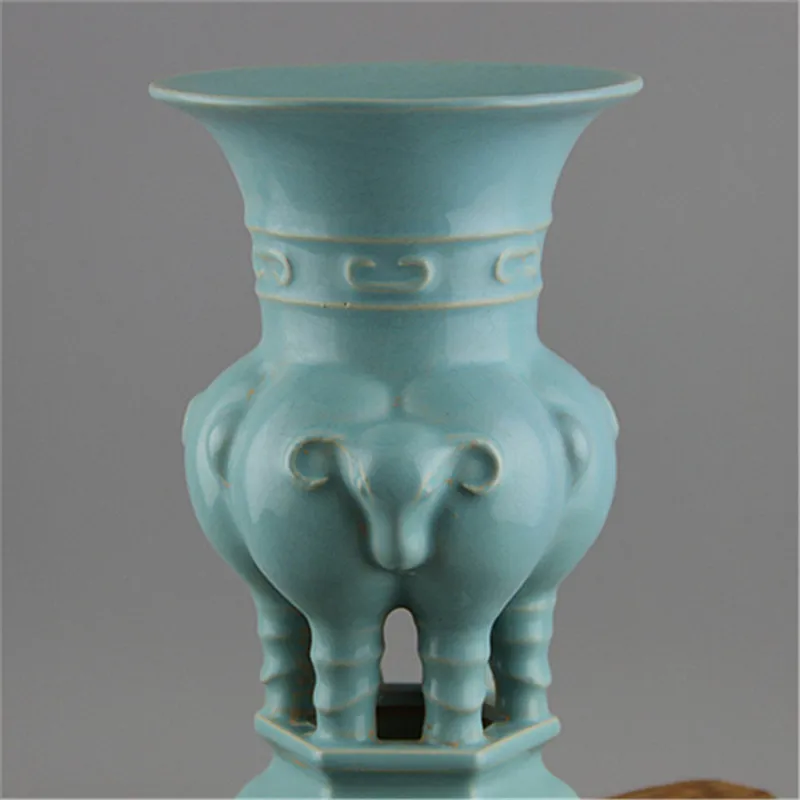 Ru печи небесная глазурь резьба три ваза с изображением овечек как антикварная