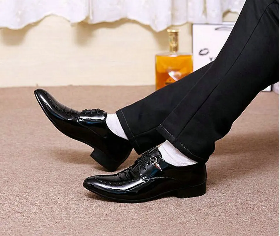 

3 styles Pointed toe fashion black dress shoes mens patent leather shoes business wedding shoes lace up flats size 38-44 AB-10