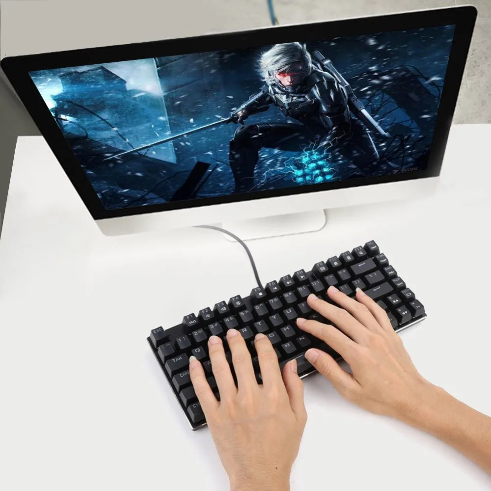 Механическая клавиатура TKL линейные черные переключатели 81 клавиша RGB