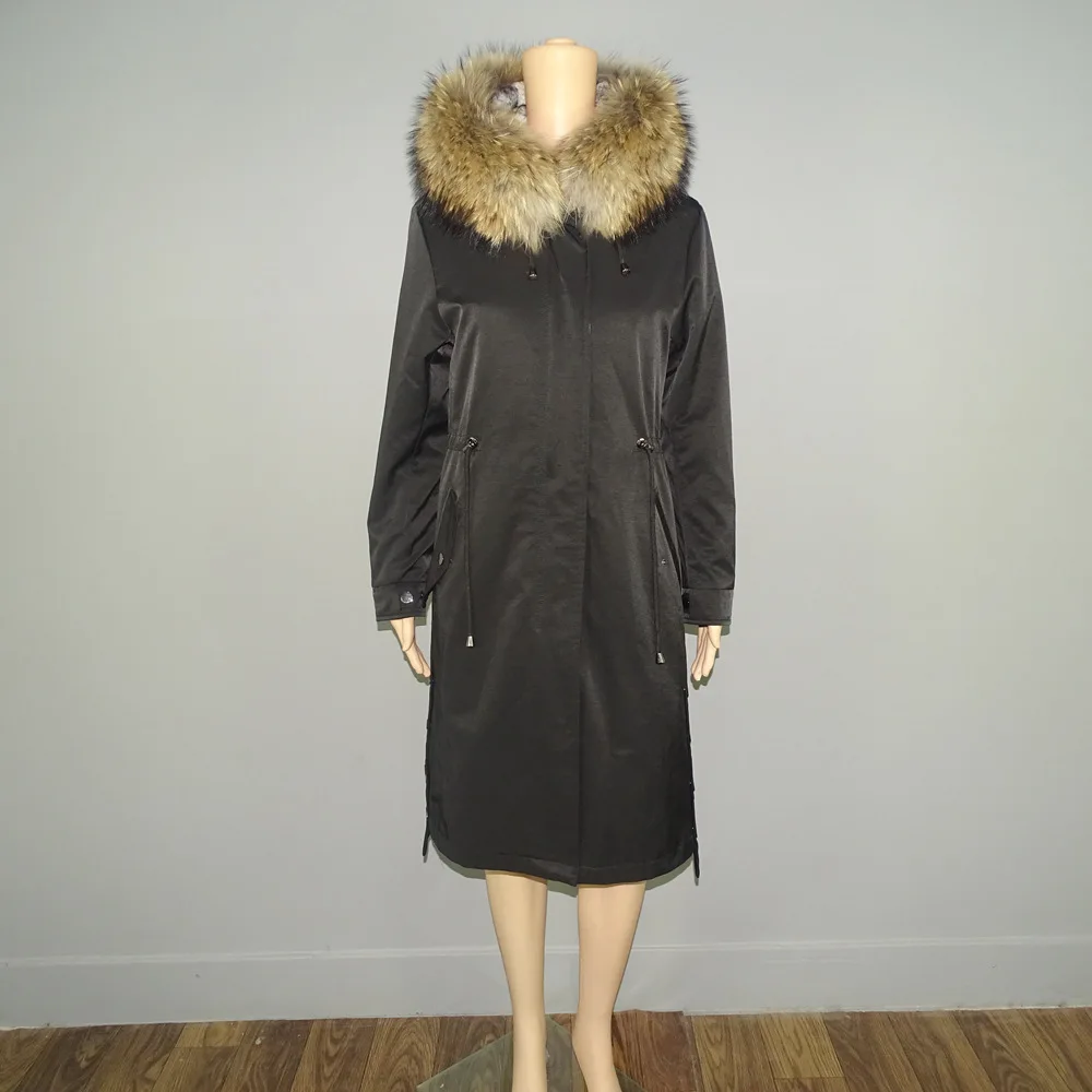 Пальто из меха енота с очень большим воротником кроличьей шерсти скидка 44|Шубы и