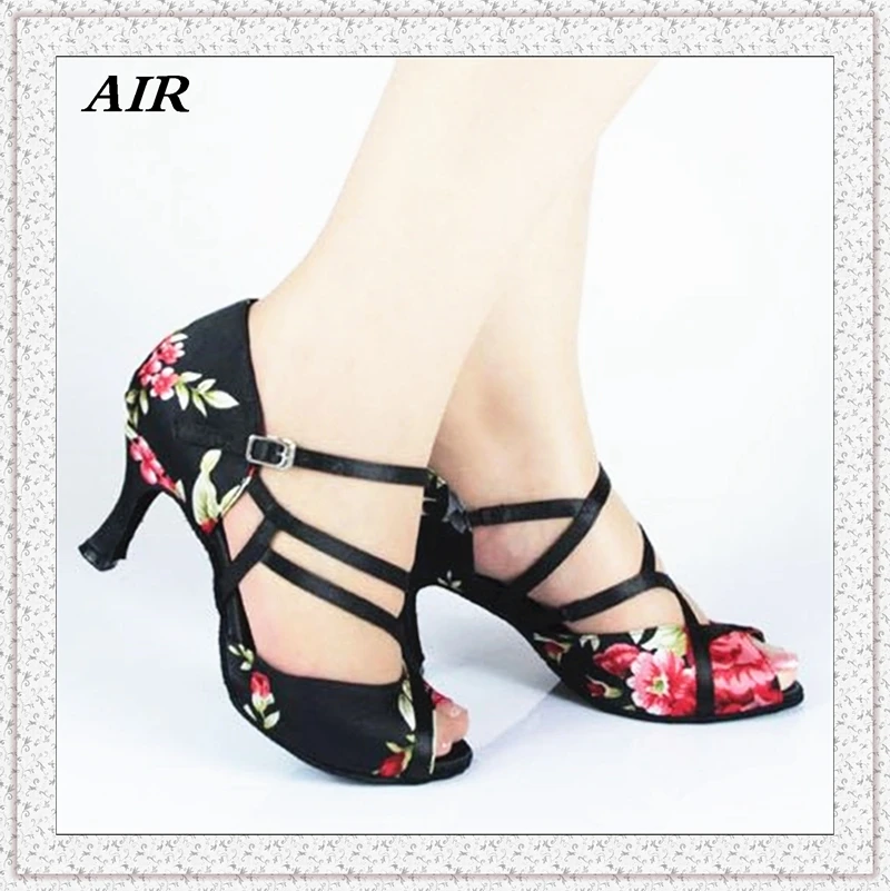 

Flowers Satin Black Latin Shoes Salsa Dance Shoes Ladies Ballroom Shoes For Women Fitness Customizable High Heels JYG825