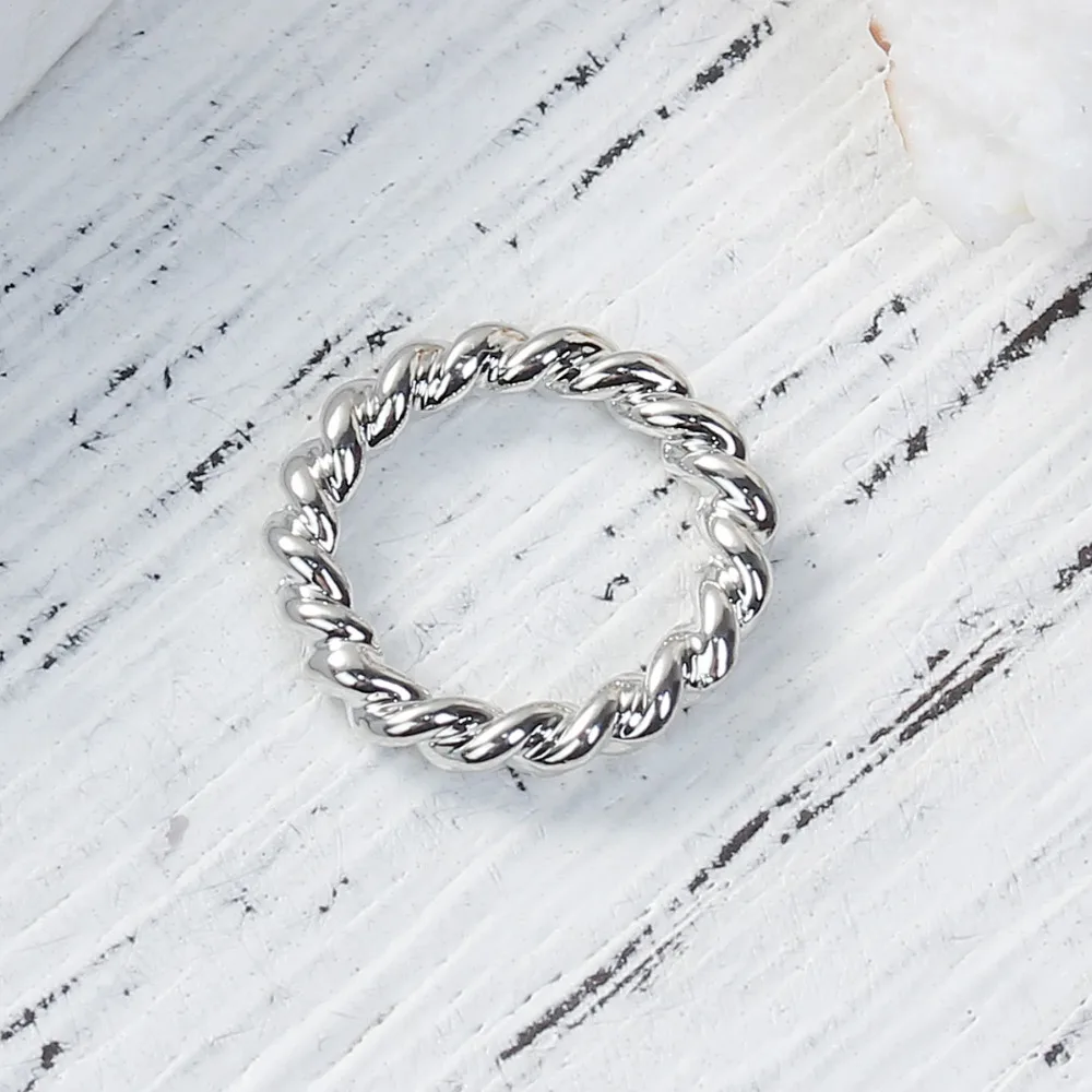 

DoreenBeads, сплав цинка, кабель, скрученные разъемы, круг, кольцо, серебряный цвет, 13 мм (4/8 дюйма) диаметр. 18 мм (6/8 дюйма) диаметр, 10 шт.