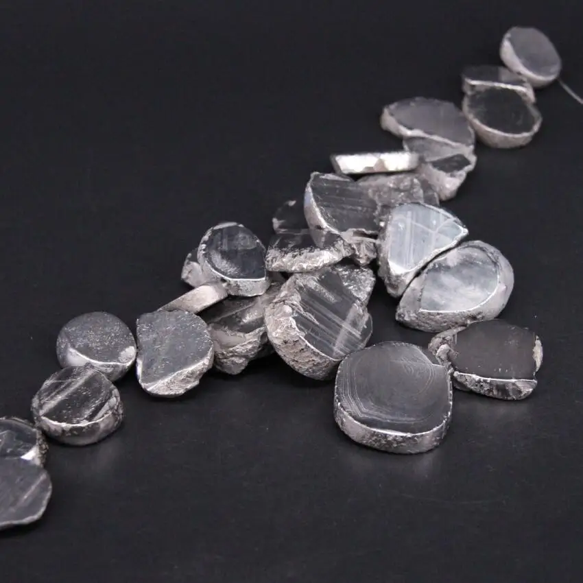 Approx26PCS/strand Топ пробуренный Серебряный Титан необработанные Агаты плиты в произвольной форме ломтик бусины, драгоценный камень Самородок Подвески для изготовления ювелирных изделий