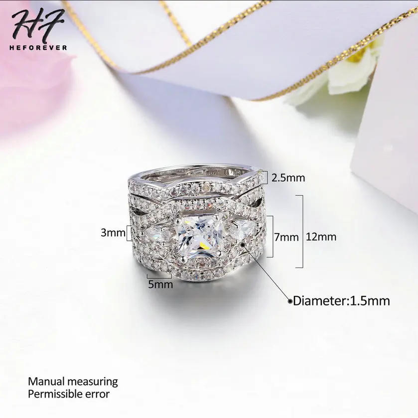 Женский комплект обручальных колец из 3 предметов серебристого цвета с фианитом