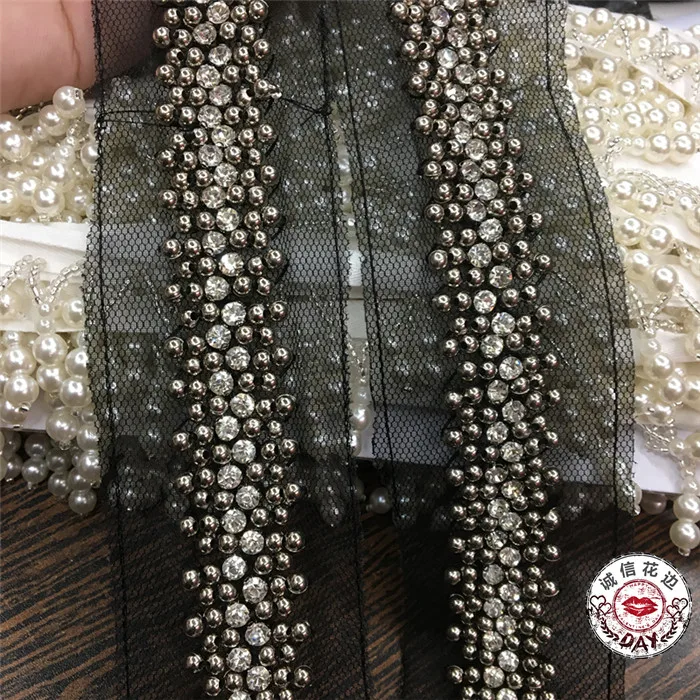 2 ярдов Ажурная ткань черного цвета серебряные бусины стразы аппликация