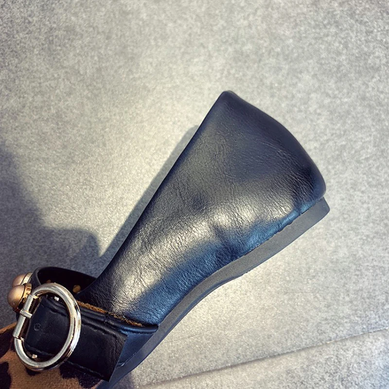 Новинка 2019 года весенние женские туфли на плоской подошве женская обувь с