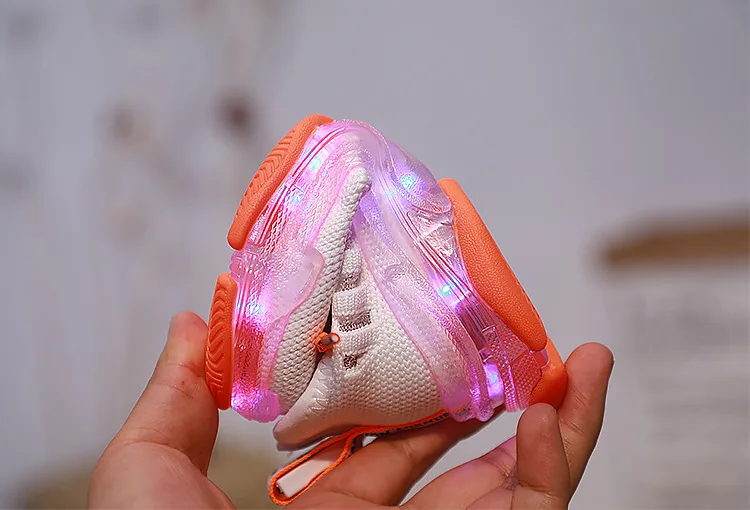CNFSNJ new brand fashion arrived boys girls air mesh shoes led Luminous sneakers shoe 21-25