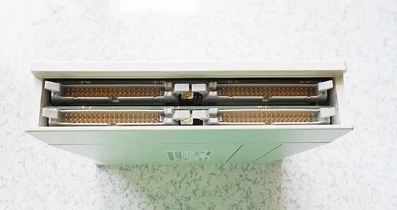 

Используется в хорошем состоянии I/O блок FCUA-DX110