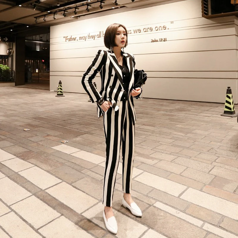 

Spring and autumn new women's suit fashion suit hit color black and white striped temperament elegant OL small suit two-piece