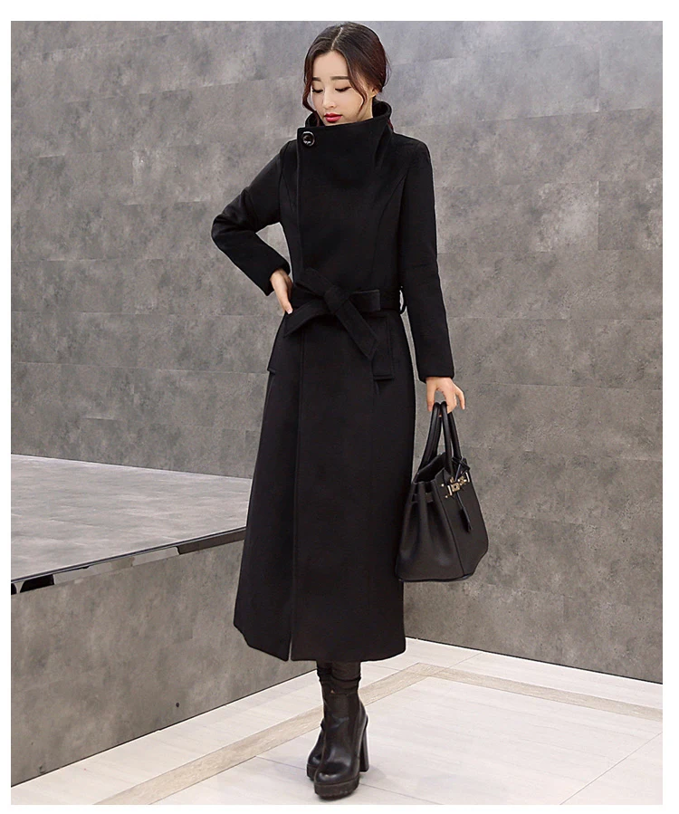 Женское шерстяное пальто длинное приталенное однотонного цвета с поясом