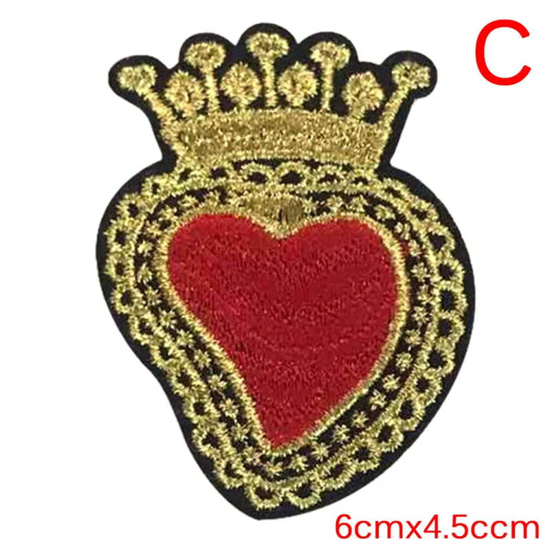 

1PC Poker Heart Patch Iron On Sew On Patches Badge Heart Embroidered Bag Cartoon Fabric Applique DIY Craft Gift