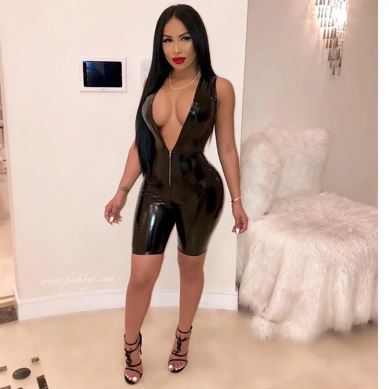 Женский комбинезон из ПУ кожи без рукавов на молнии с глубоким V образным