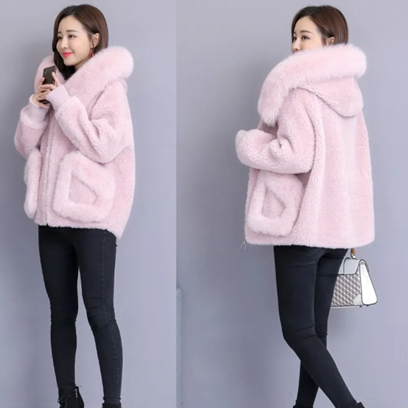 

UHYTGF Oversized fashion faux Fox fur collar Hooded winter jacket Women lambswool warm short Fur outerwear Lady jacket S-3XL1100