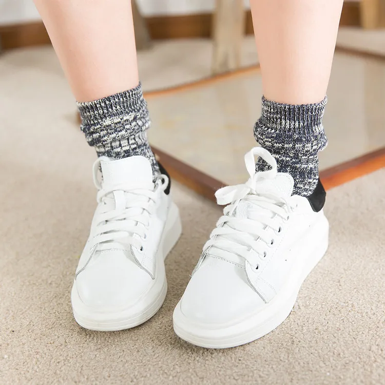 10 Пар/лот Зима горячих женщин носки толстые линии народном стиле куча оптом Новые