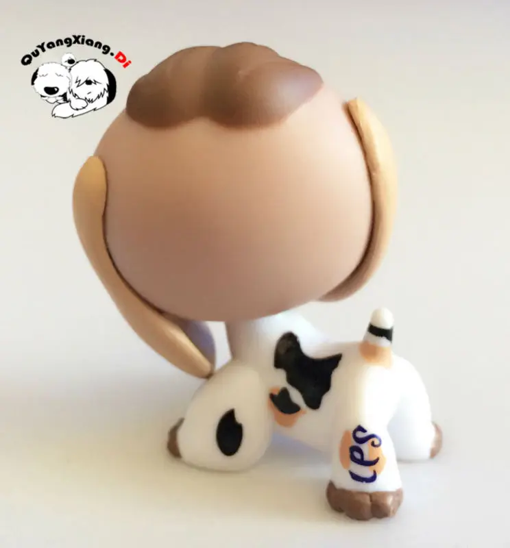 CWG022 Pet Shop фигурка животного белая бежевая коричневая Бигль собака голубые глаза