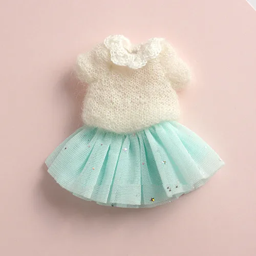 Одежда для кукол мохеровая куртка женская с белым воротником Azone Momoko DAL JerryBerry Pullip