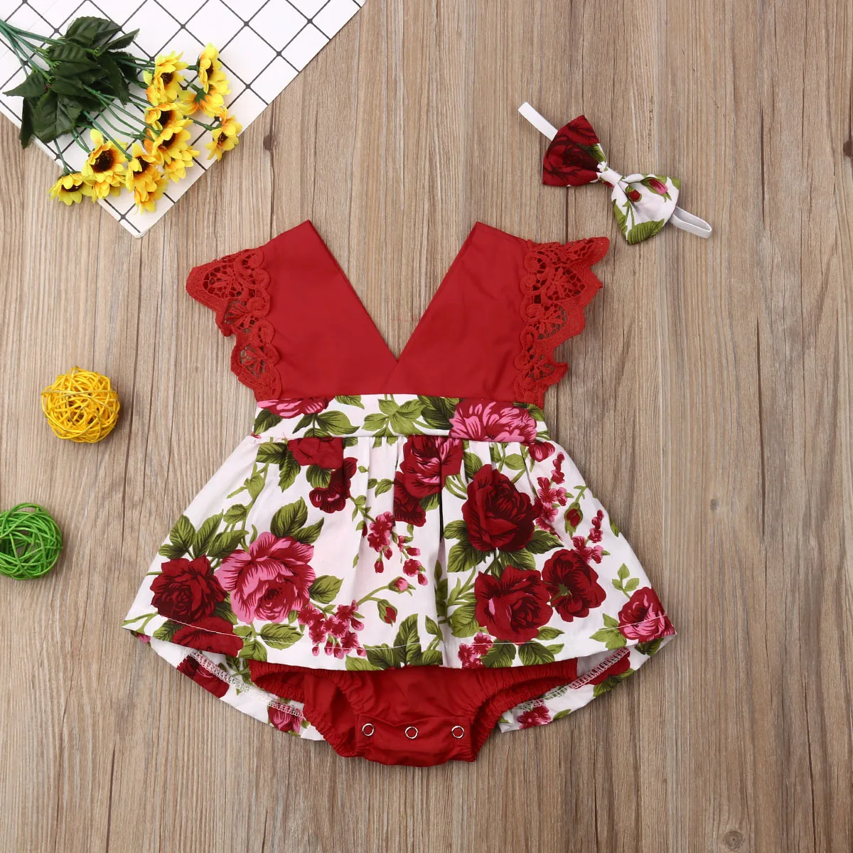 

Emmababy Newest Newborn Baby Girl Clothes Lace Fly Sleeve Bodysuit Flower Print Skirt Jumpsuit+Headband 2Pcs Outfits Set