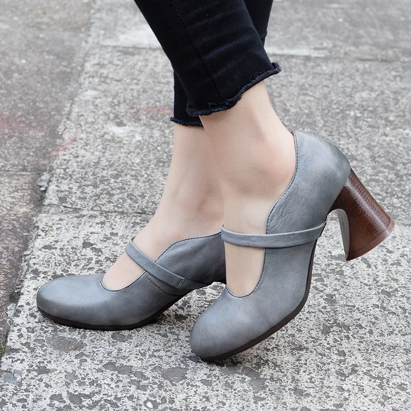 Женские кожаные туфли лодочки серые на высоком каблуке 7 см с ремешком лодыжке mary