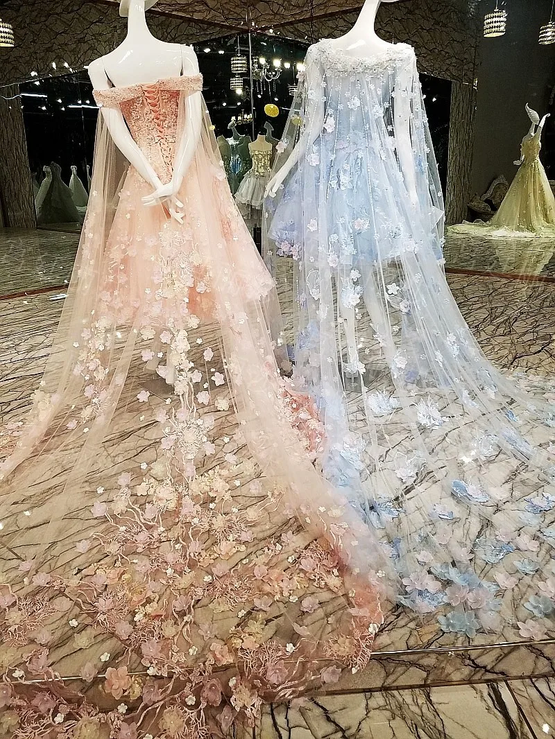 Романтичное кружевное платье для беременных CloverBridal розовое длиной до колена с