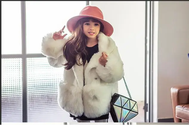 Пушистый Зимний свитер для маленьких девочек пальто из искусственного меха