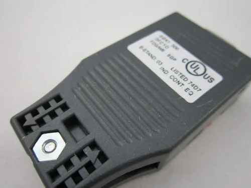 6GK1 500-0FC10 6GK1500-0FC10 6GK15000FC10 соединитель PROFIBUS Новый и оригинальный сделано в Германии