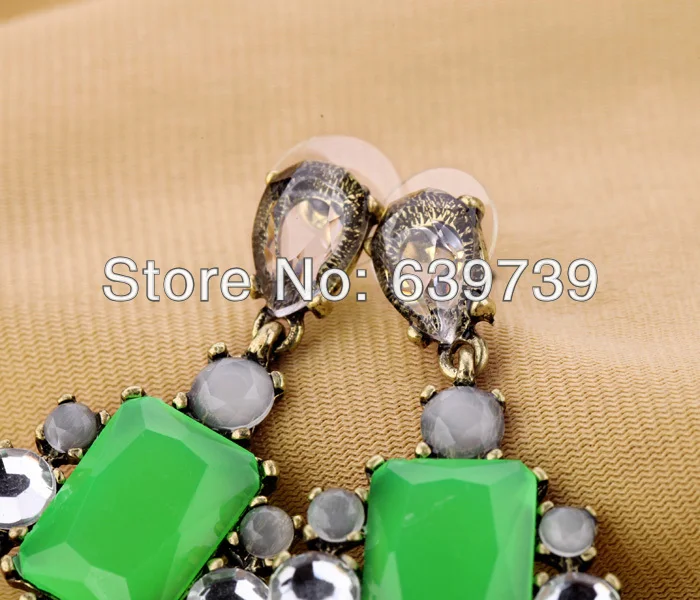 Оптовая цена яркие стильные блестящие серьги из зеленого эпоксидного камня |